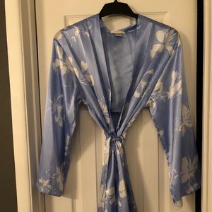 Very pretty Jones New York robe-M